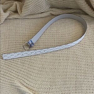 Michael Kors White MK Patterned Belt with Silver Buckle, reversible like new